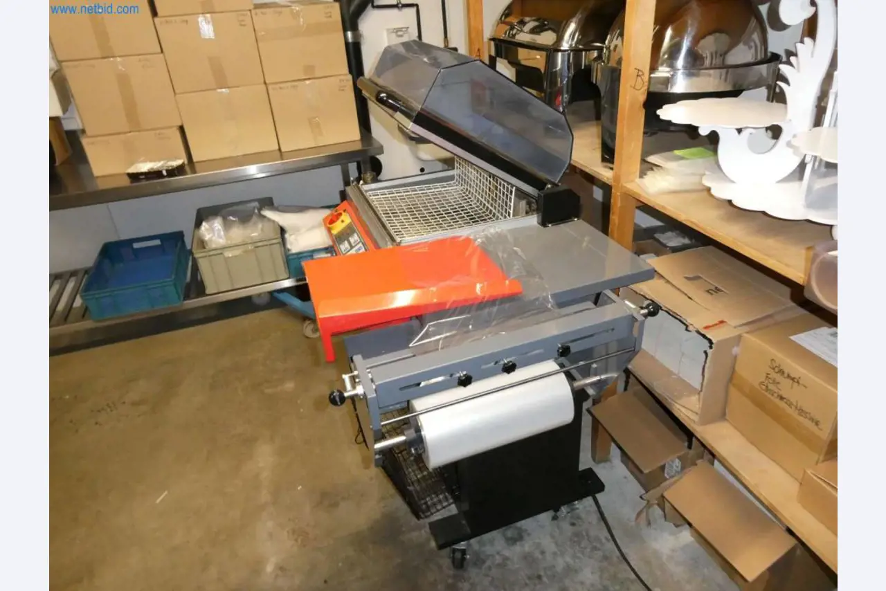 Equipamiento y mobiliario para una confitería-2