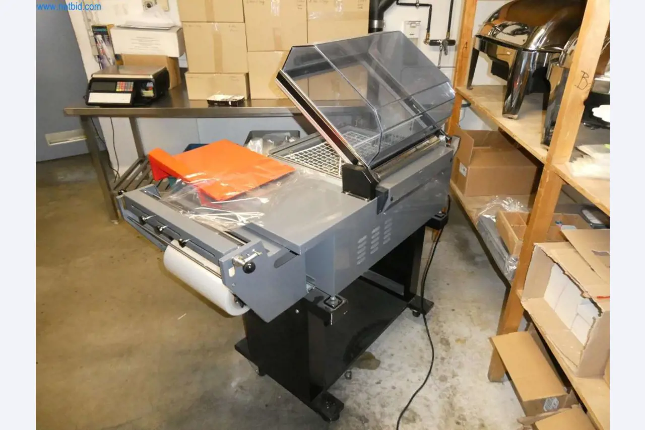 Equipamiento y mobiliario para una confitería-3