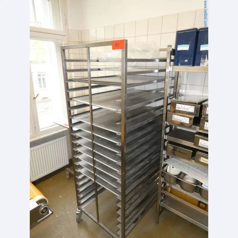 Equipamiento y mobiliario para una confitería-2