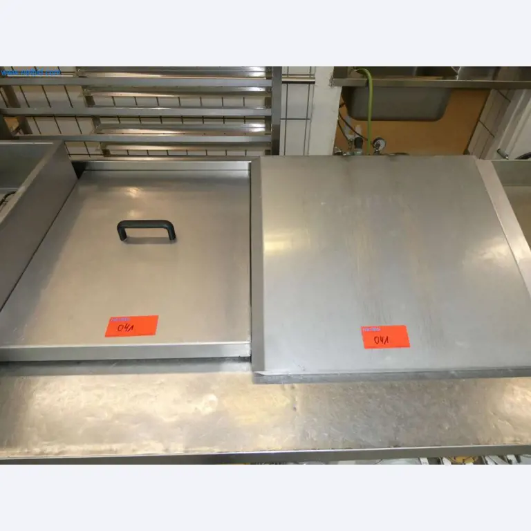 Geräte und Einrichtung einer Confiserie -7