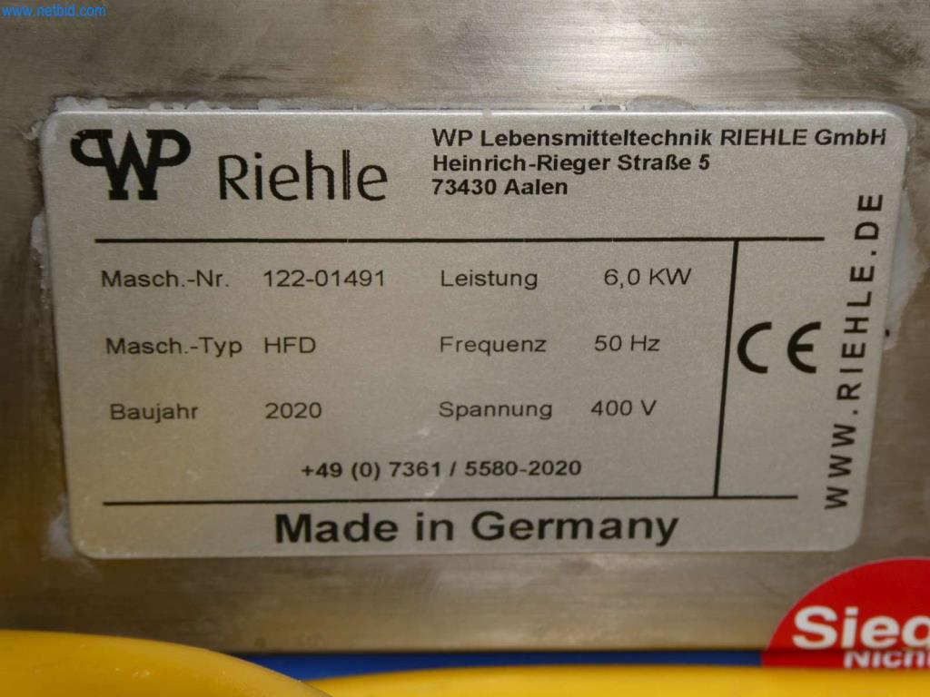 Equipamiento y mobiliario para una confitería-2