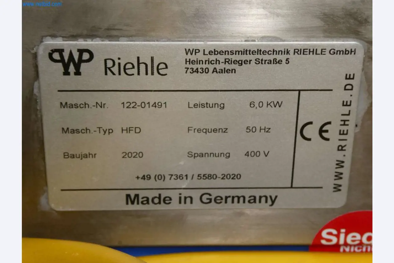 Equipamiento y mobiliario para una confitería-2