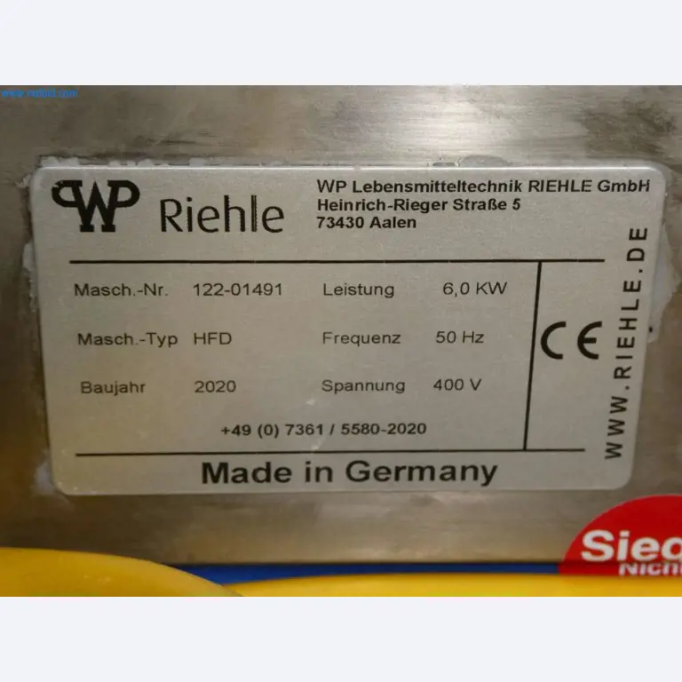 Equipamiento y mobiliario para una confitería-2