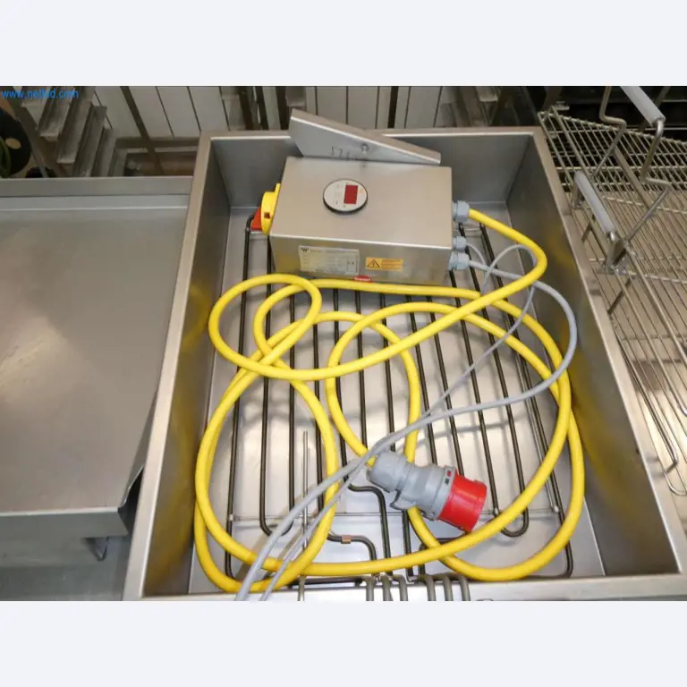 Equipamiento y mobiliario para una confitería-3