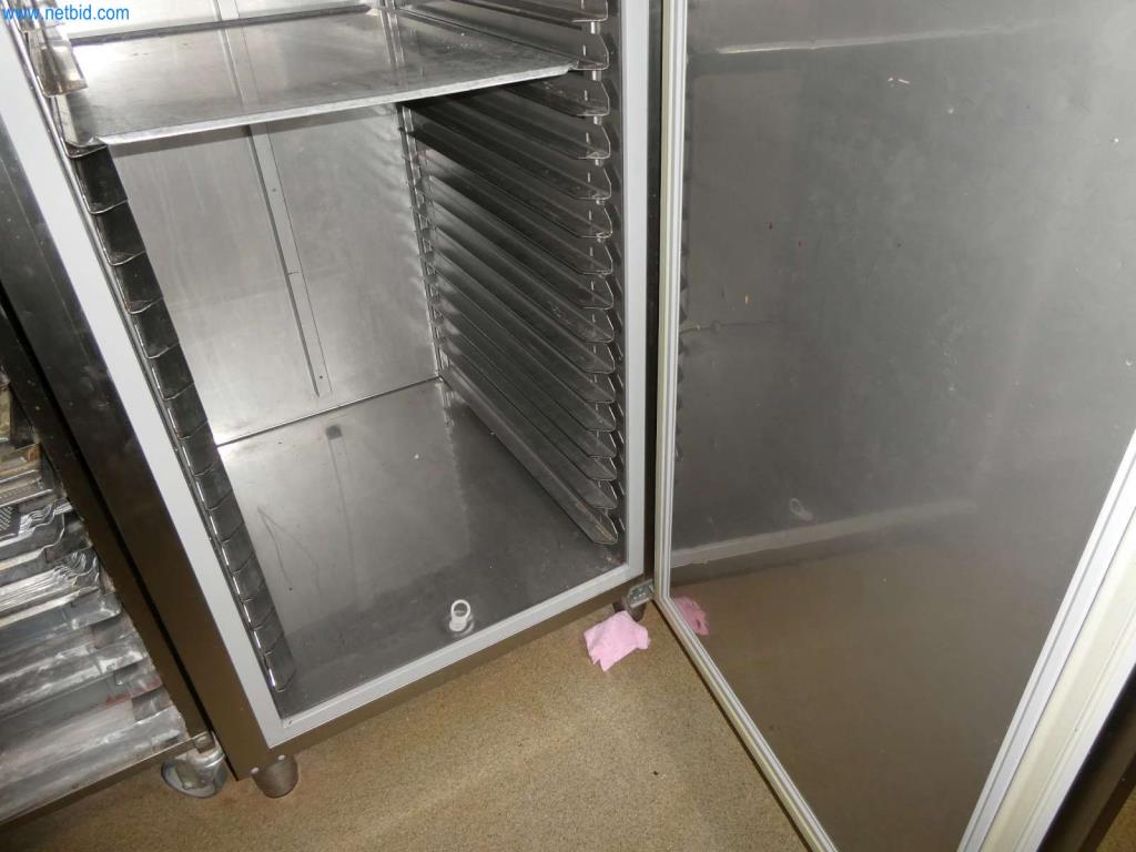 Geräte und Einrichtung einer Confiserie -5