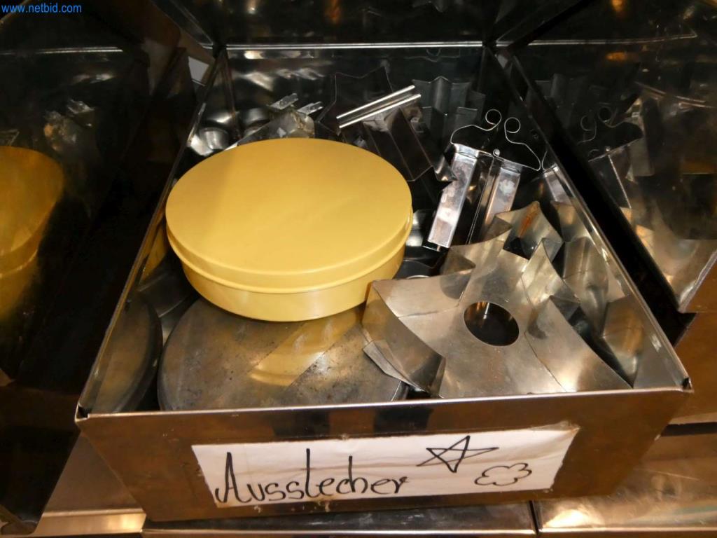 Equipamiento y mobiliario para una confitería-11