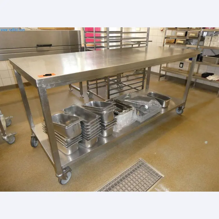 Equipamiento y mobiliario para una confitería-15