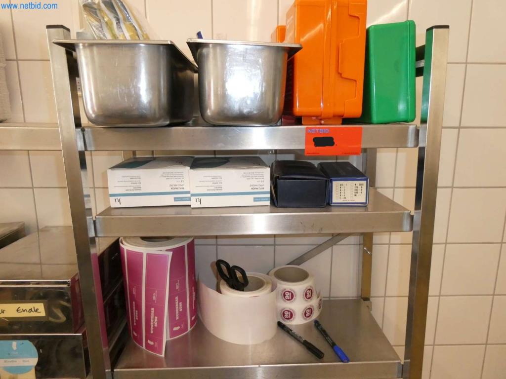 Equipamiento y mobiliario para una confitería-5