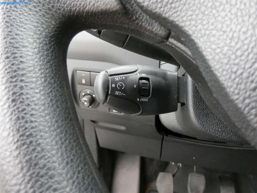 Geräte und Einrichtung einer Confiserie -11