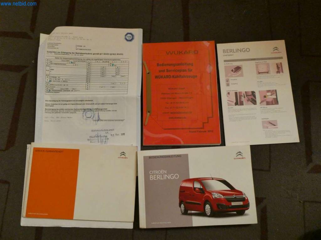 Geräte und Einrichtung einer Confiserie -20