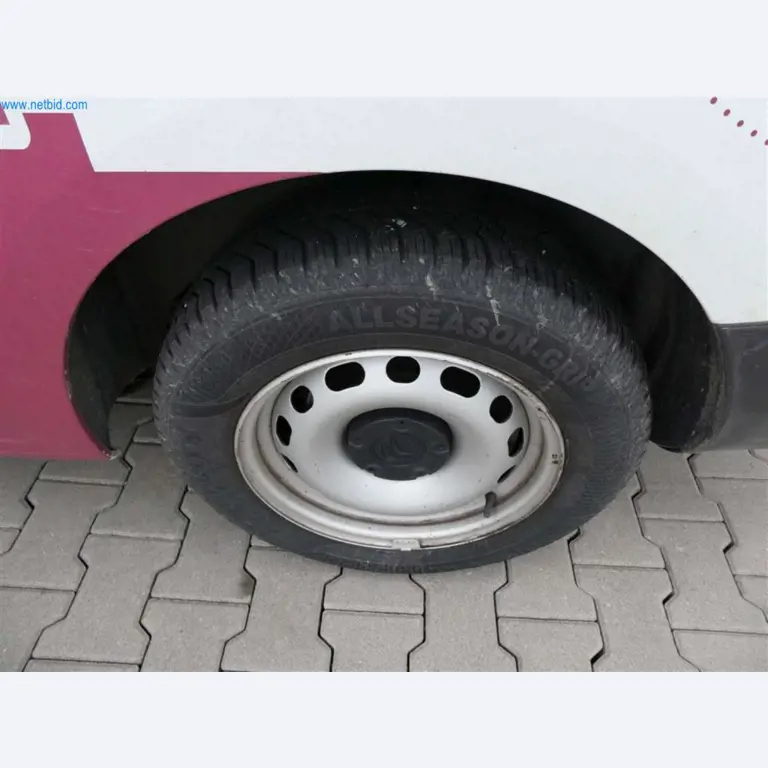 Equipamento e mobiliário para uma confeitaria-28