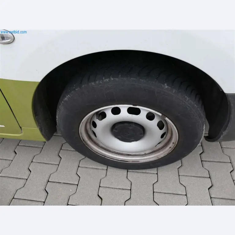 Equipamento e mobiliário para uma confeitaria-2