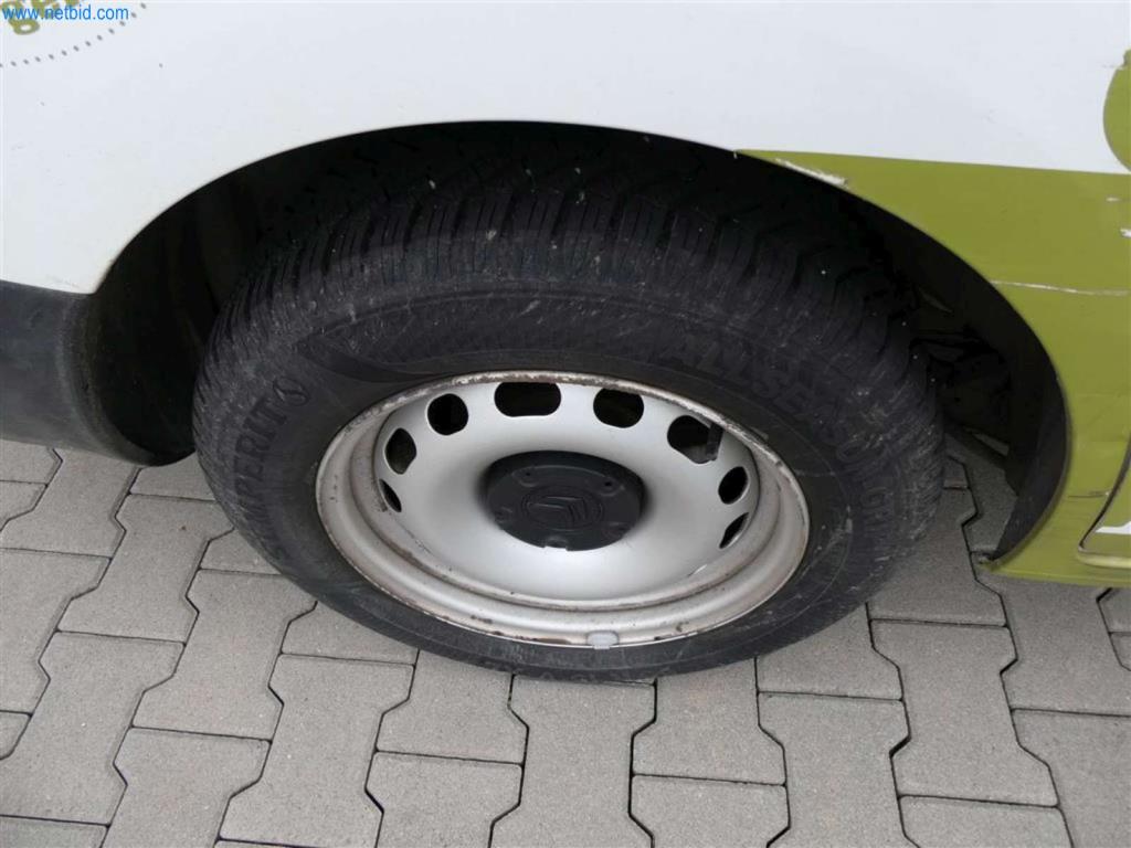 Geräte und Einrichtung einer Confiserie -3