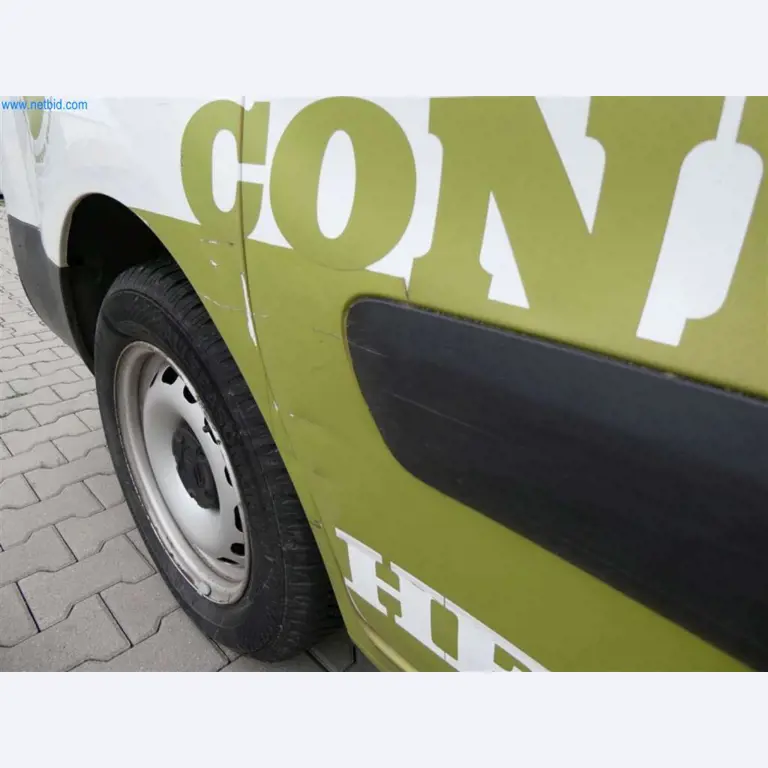 Equipamento e mobiliário para uma confeitaria-4