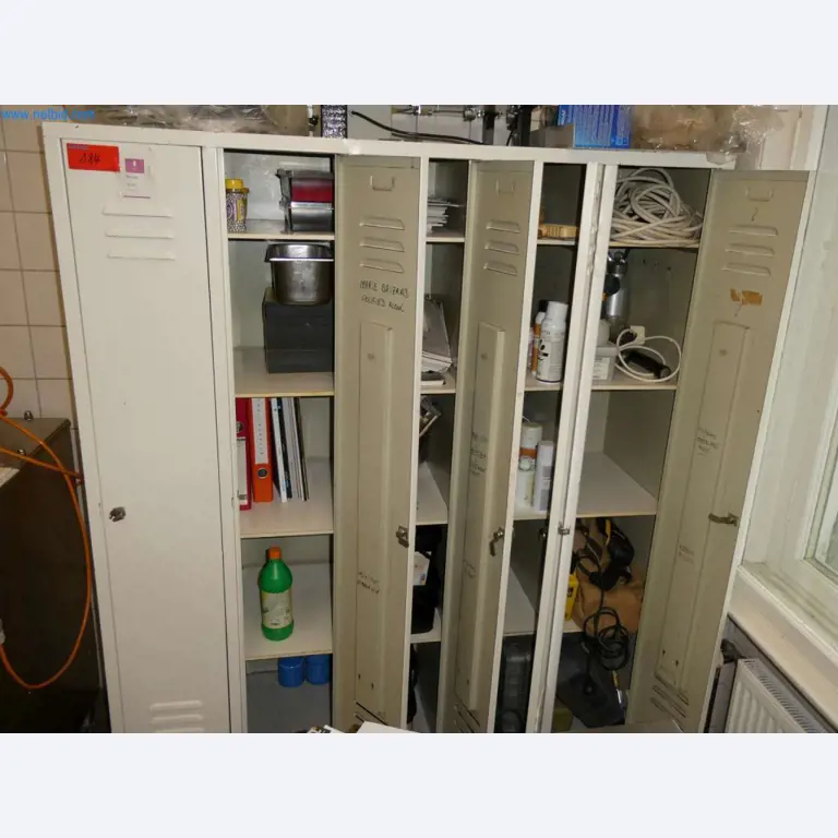 Oprema in pohištvo za slaščičarno-1