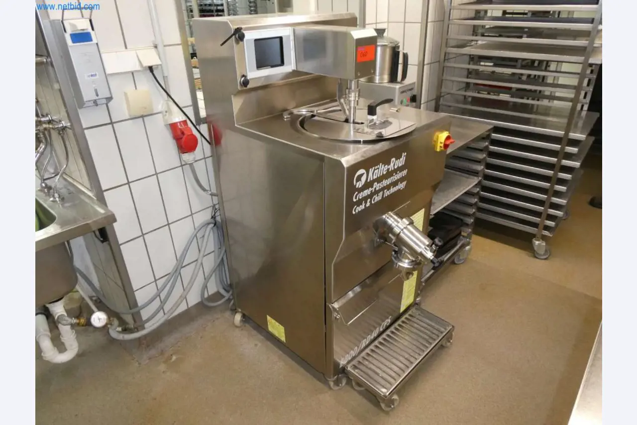 Equipamiento y mobiliario para una confitería-2