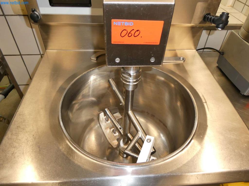 Geräte und Einrichtung einer Confiserie -6