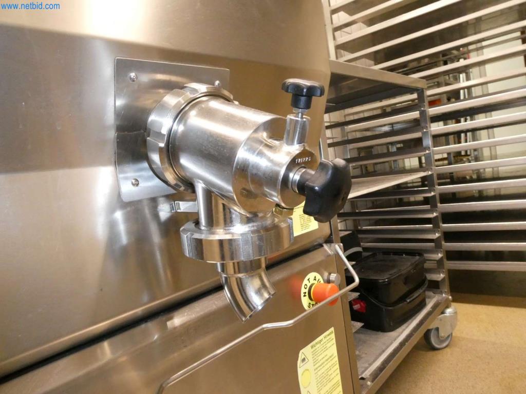 Geräte und Einrichtung einer Confiserie -9