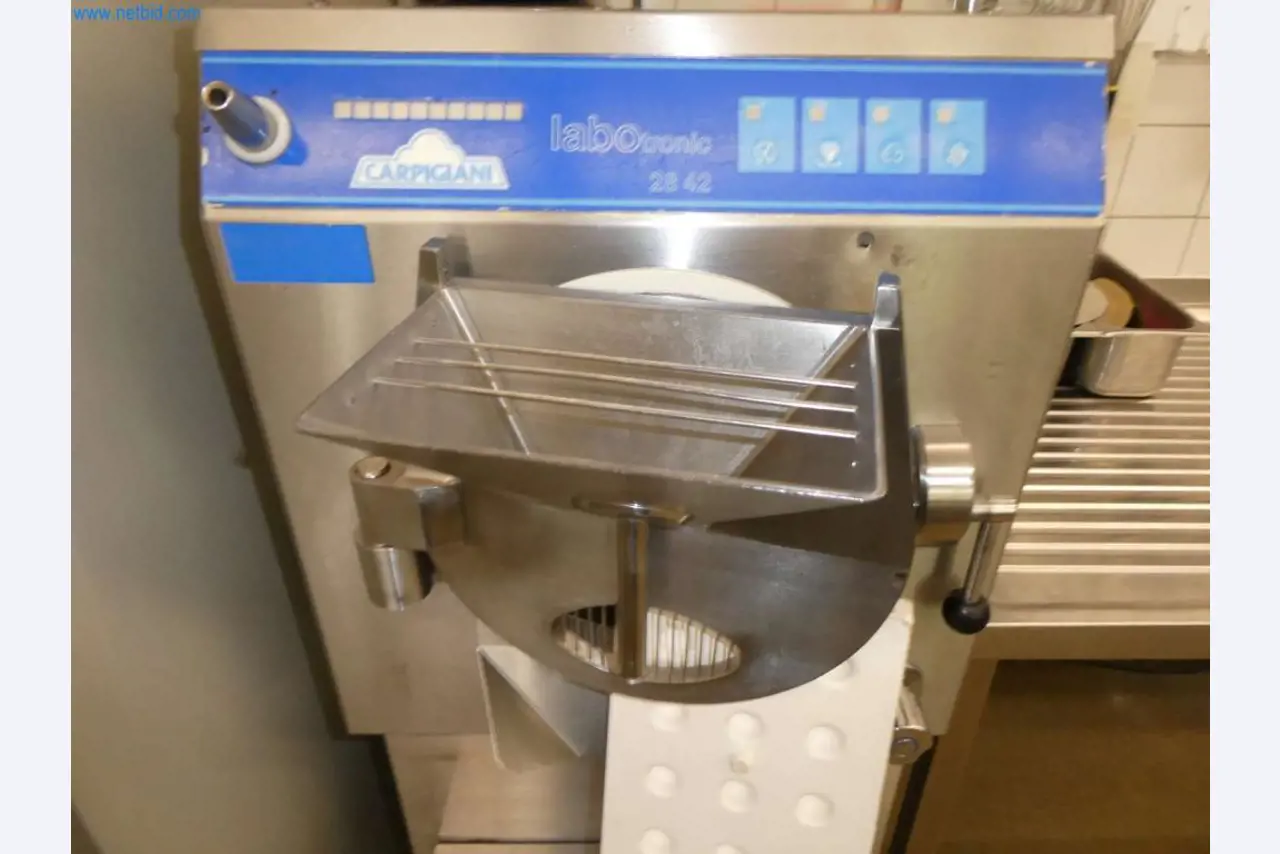 Uitrusting en meubilair voor een banketbakkerij-4