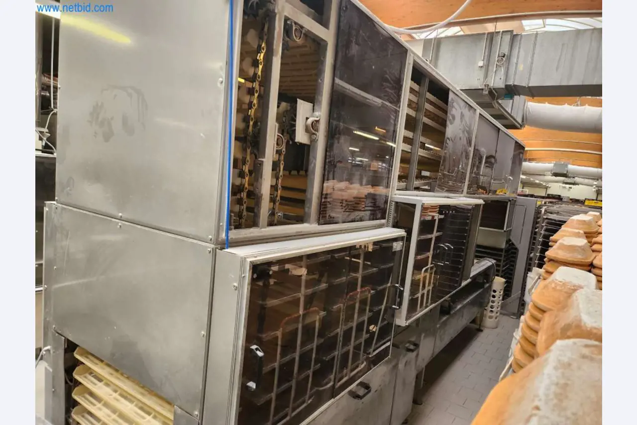 Well-maintained machines of a bakery manufacturer-10