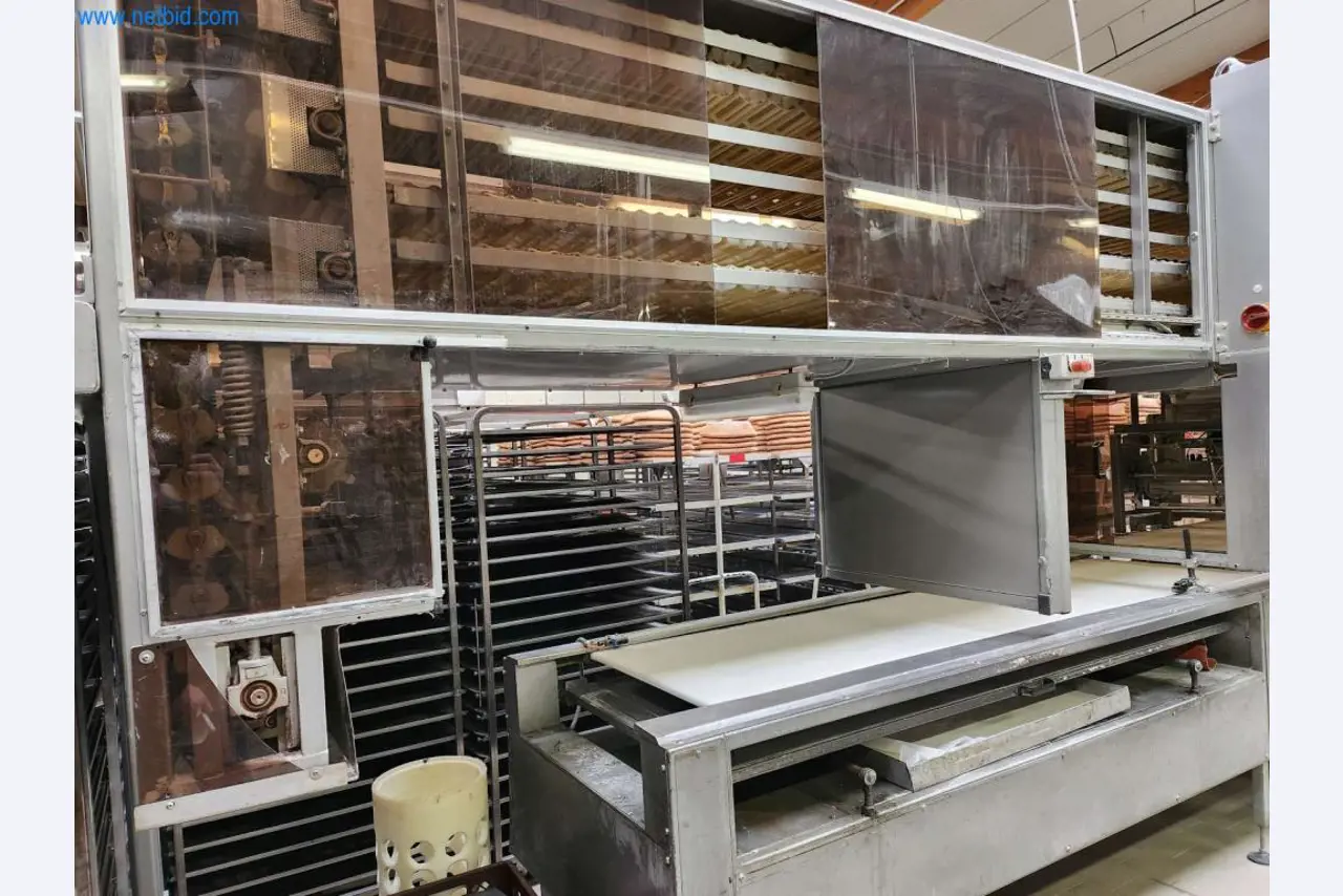 Well-maintained machines of a bakery manufacturer-8