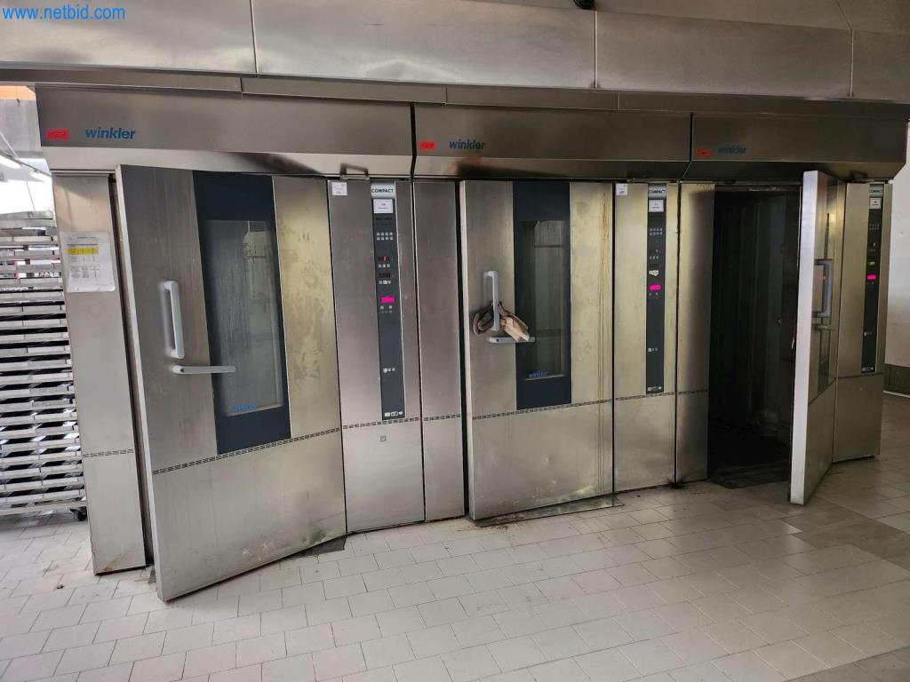 Máquinas bem conservadas de um fabricante de produtos de pastelaria-2