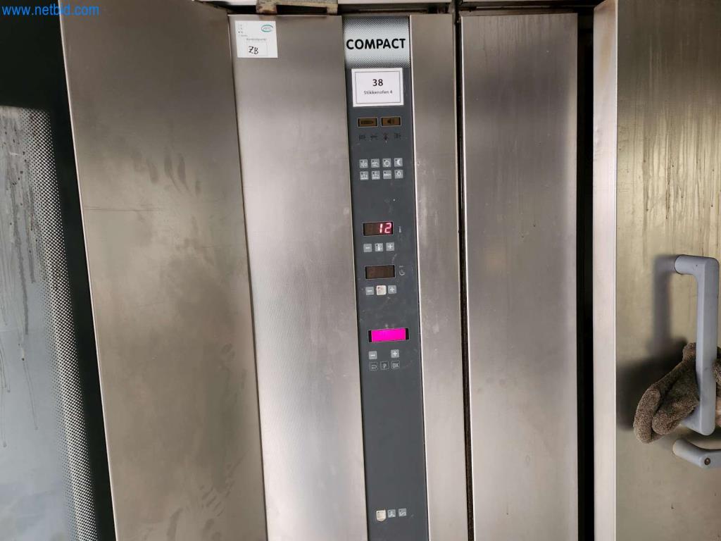 Máquinas bem conservadas de um fabricante de produtos de pastelaria-4