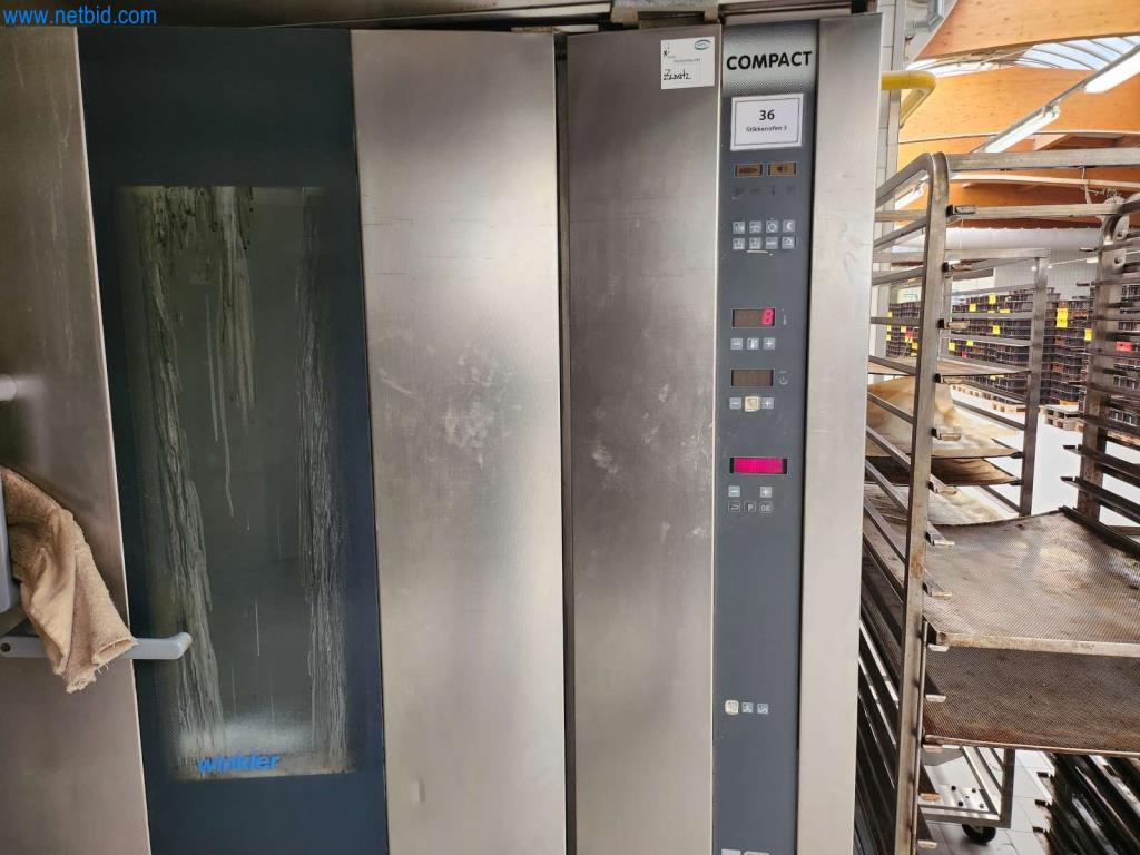 Máquinas bem conservadas de um fabricante de produtos de pastelaria-3