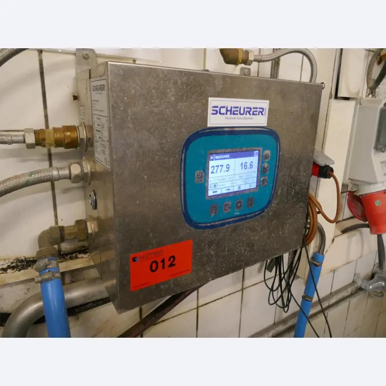 Máquinas bem conservadas de um fabricante de produtos de pastelaria-1