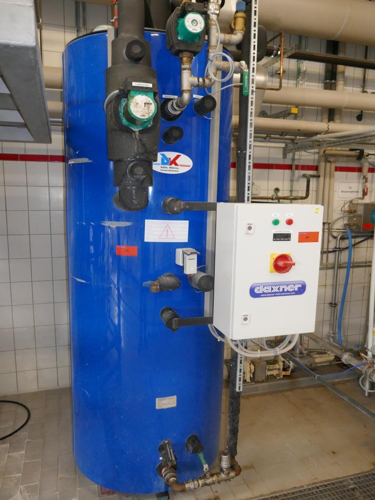 Well-maintained machines of a bakery manufacturer-10