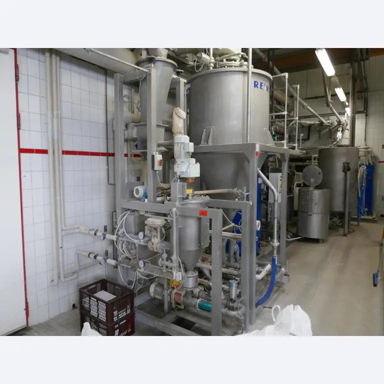 Máquinas bem conservadas de um fabricante de produtos de pastelaria-1