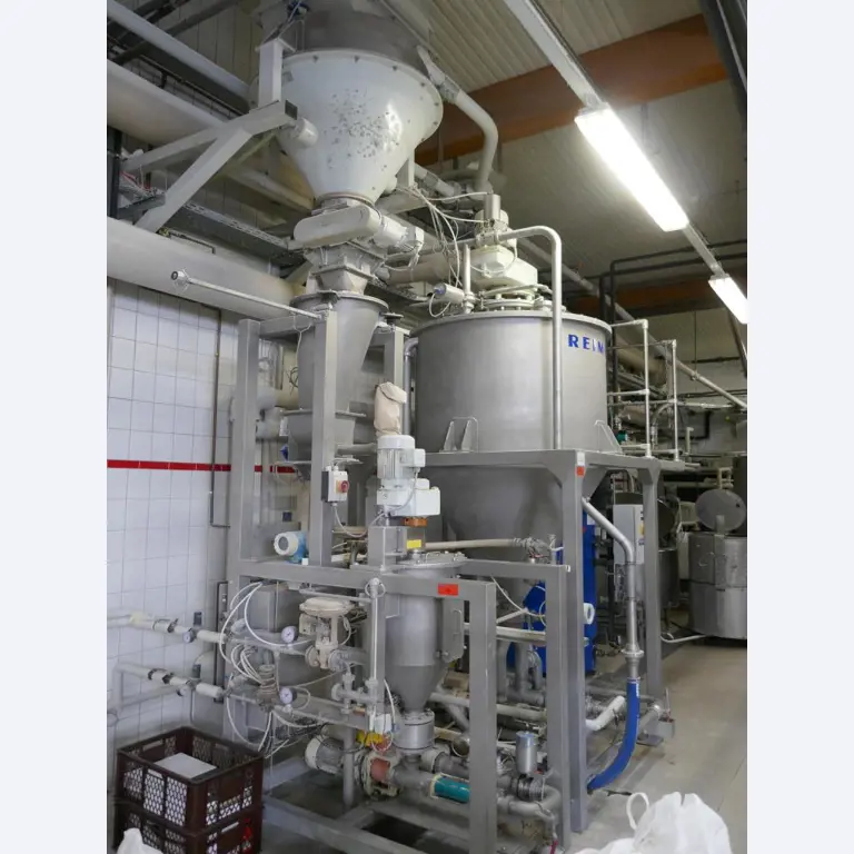 Máquinas bem conservadas de um fabricante de produtos de pastelaria-4