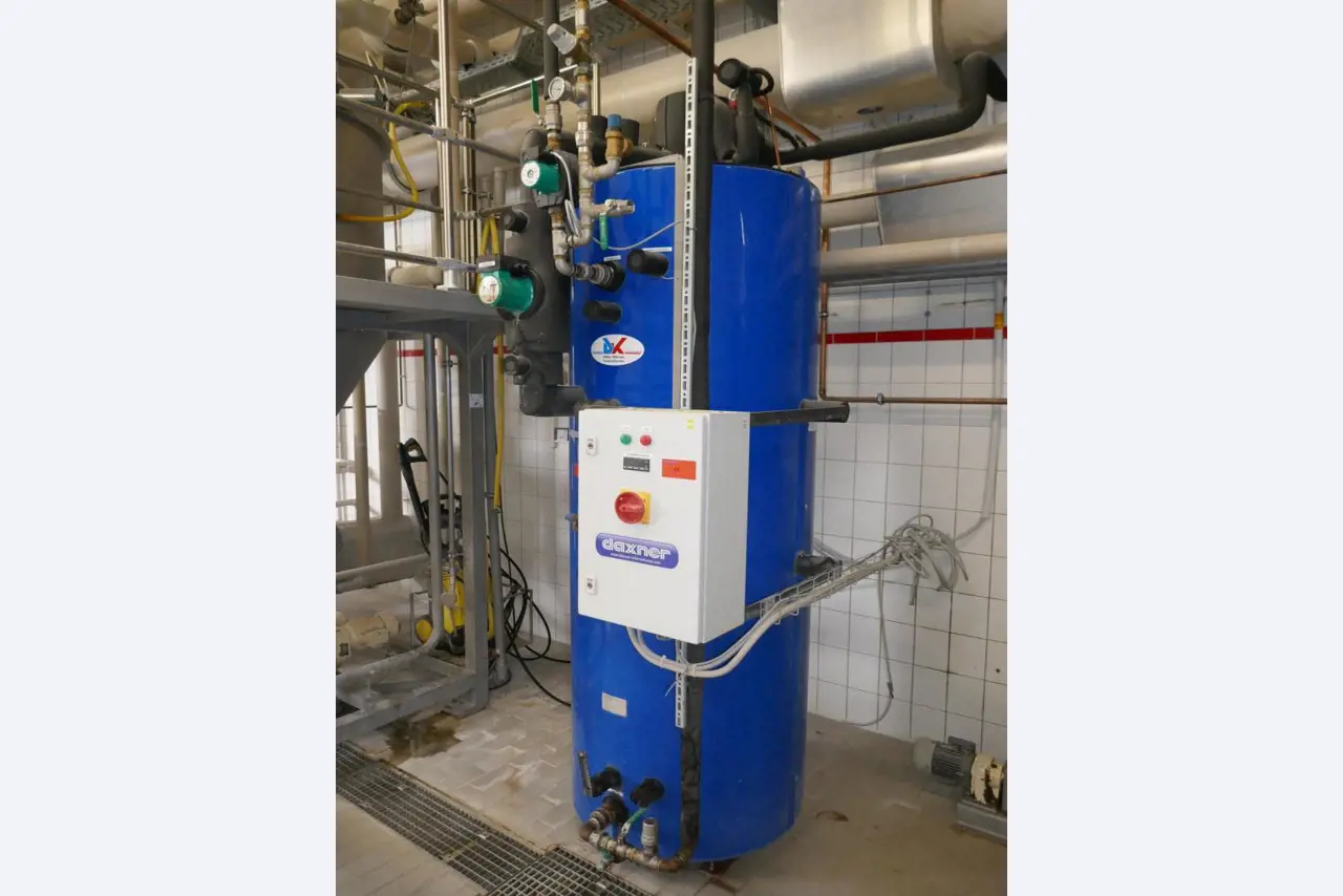 Máquinas bem conservadas de um fabricante de produtos de pastelaria-9