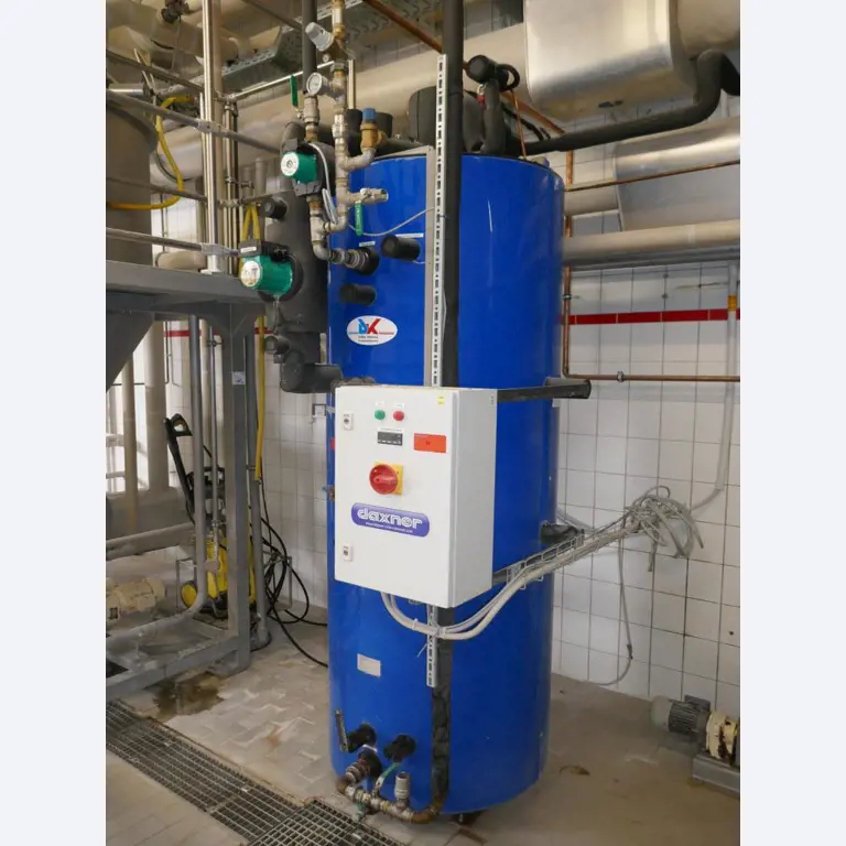 Máquinas bem conservadas de um fabricante de produtos de pastelaria-9