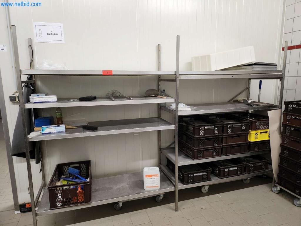 Máquinas bem conservadas de um fabricante de produtos de pastelaria-1