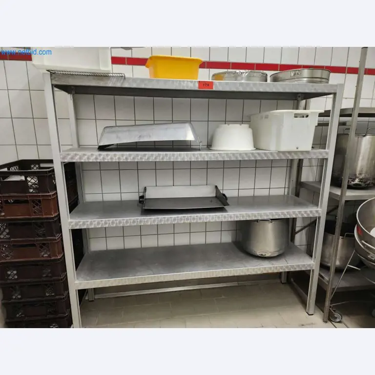 Máquinas bem conservadas de um fabricante de produtos de pastelaria-1