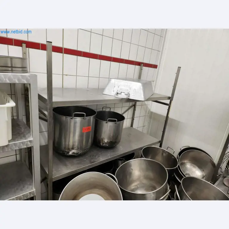 Máquinas bem conservadas de um fabricante de produtos de pastelaria-2