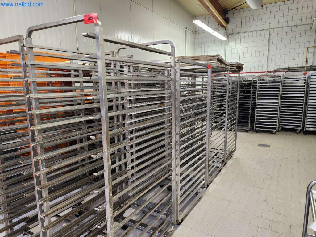 Máquinas bem conservadas de um fabricante de produtos de pastelaria-1