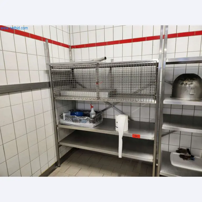 Máquinas bem conservadas de um fabricante de produtos de pastelaria-1