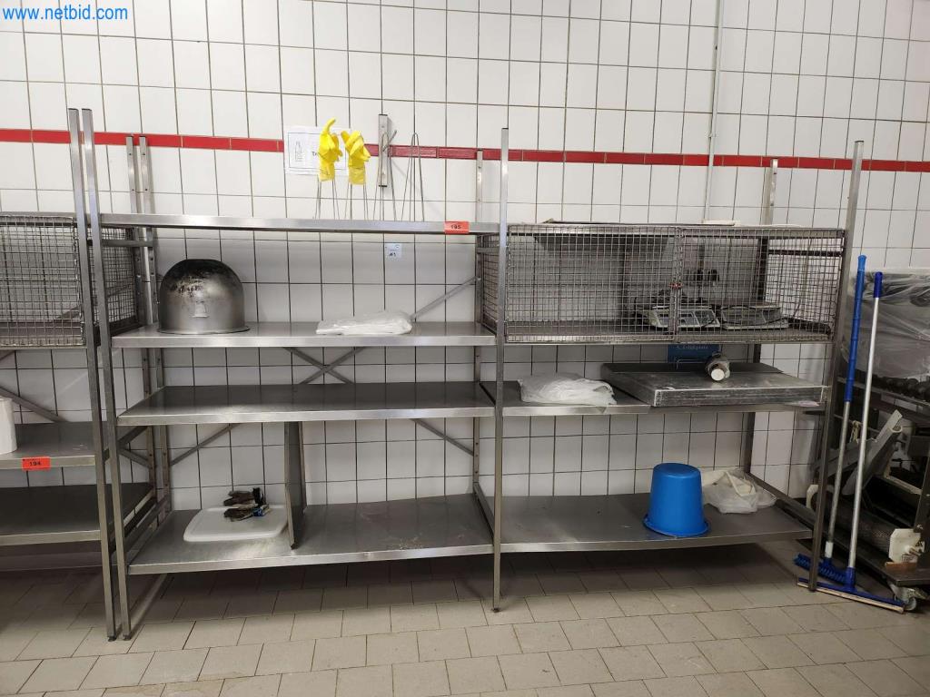 Máquinas bem conservadas de um fabricante de produtos de pastelaria-1