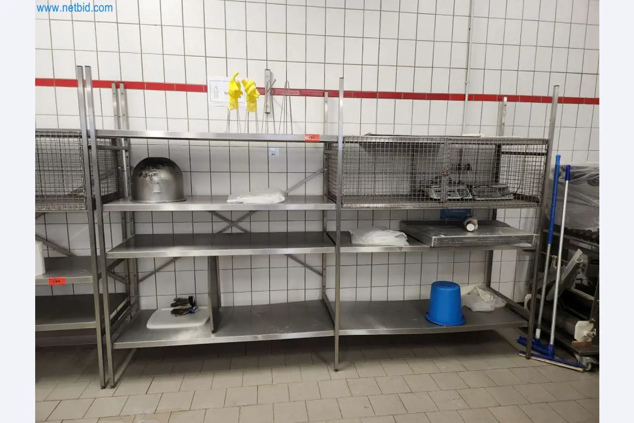 Máquinas bem conservadas de um fabricante de produtos de pastelaria-1