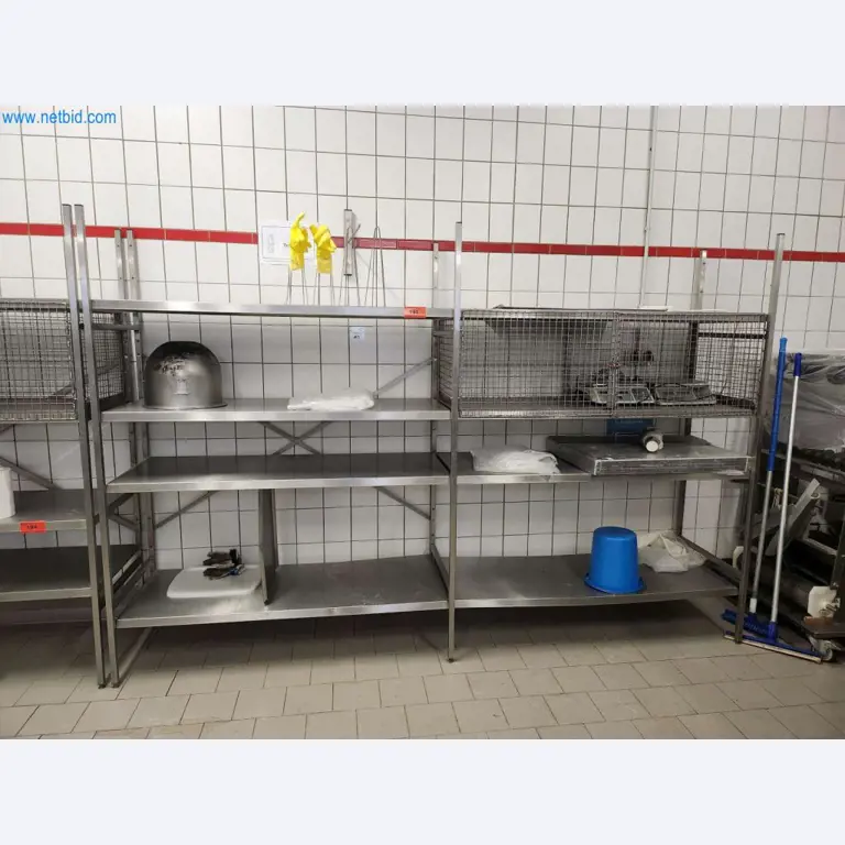 Máquinas bem conservadas de um fabricante de produtos de pastelaria-1