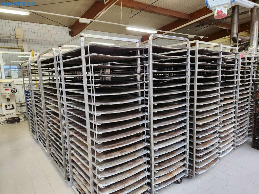 Máquinas bem conservadas de um fabricante de produtos de pastelaria-1