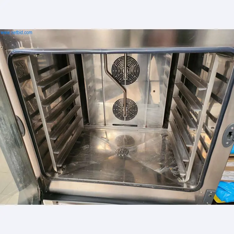 Máquinas bem conservadas de um fabricante de produtos de pastelaria-5