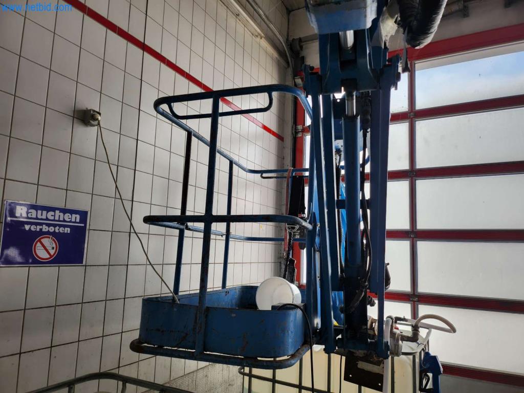 Máquinas bem conservadas de um fabricante de produtos de pastelaria-5