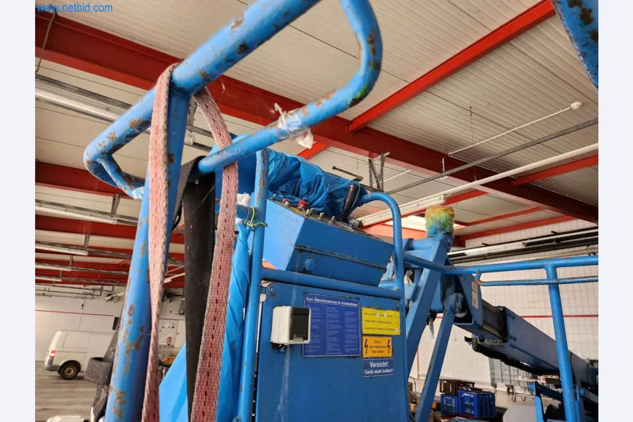 Máquinas bem conservadas de um fabricante de produtos de pastelaria-6