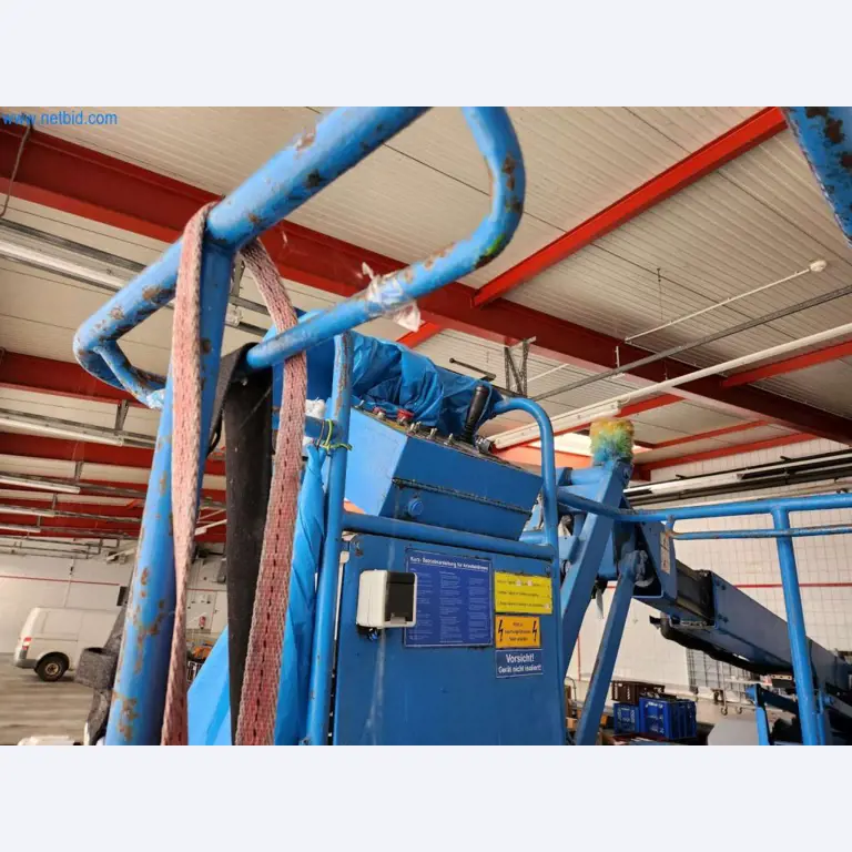 Máquinas bem conservadas de um fabricante de produtos de pastelaria-6