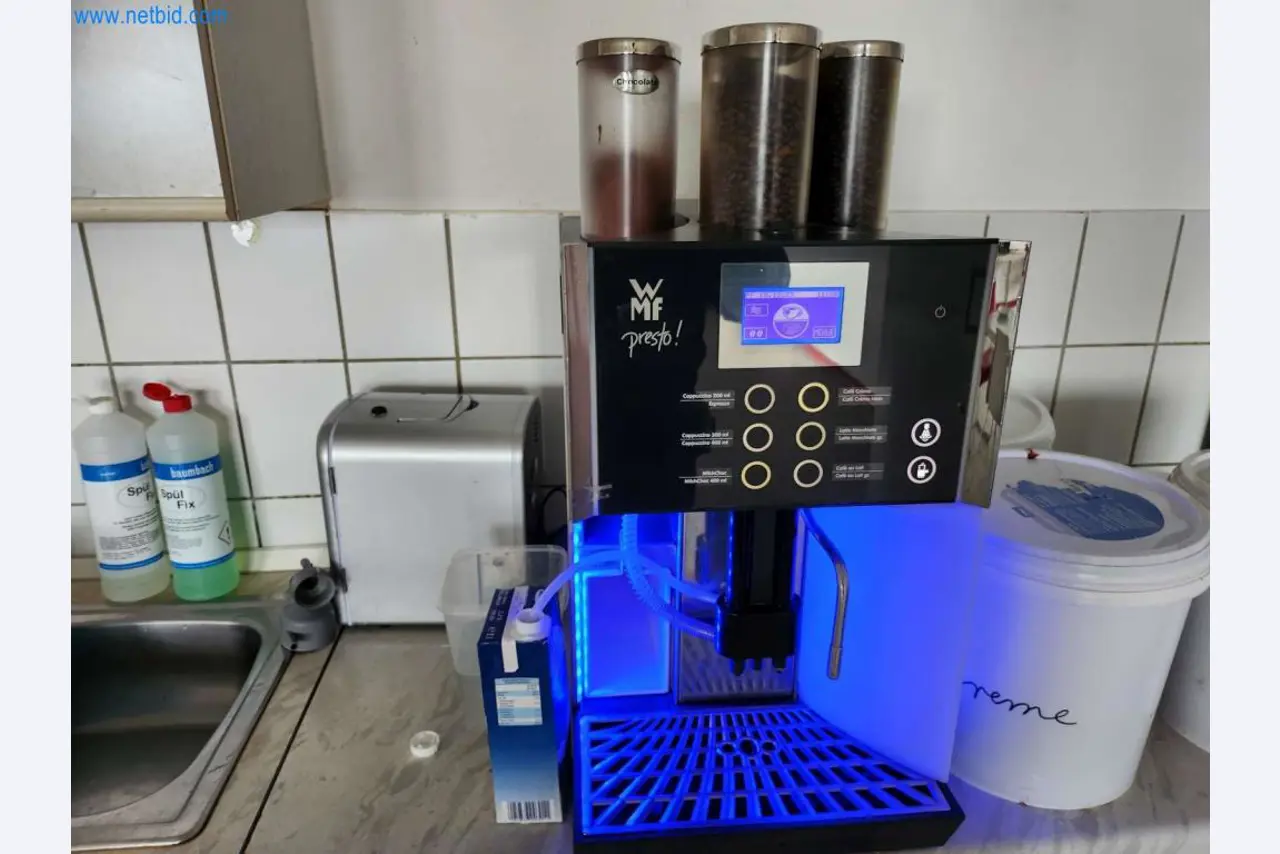 Well-maintained machines of a bakery manufacturer-1