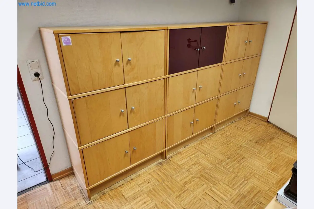 Máquinas bem conservadas de um fabricante de produtos de pastelaria-2