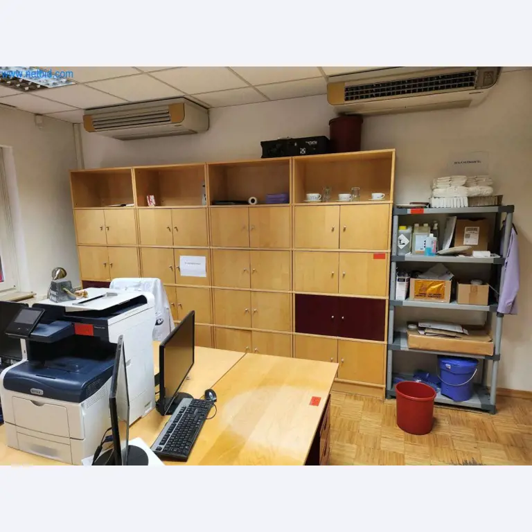 Máquinas bem conservadas de um fabricante de produtos de pastelaria-3